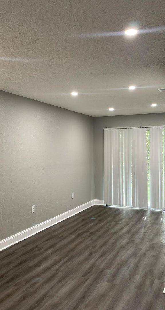 Apartment for rent at 14323 Lucerne Dr, Tampa, FL 33613