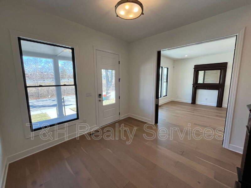 House for rent at 822 Union St, Indianapolis, IN 46225