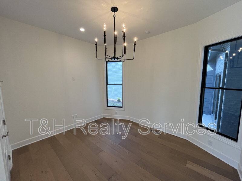 House for rent at 822 Union St, Indianapolis, IN 46225