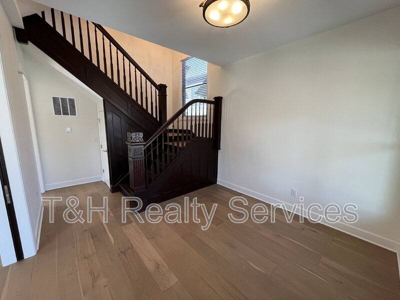 House for rent at 822 Union St, Indianapolis, IN 46225