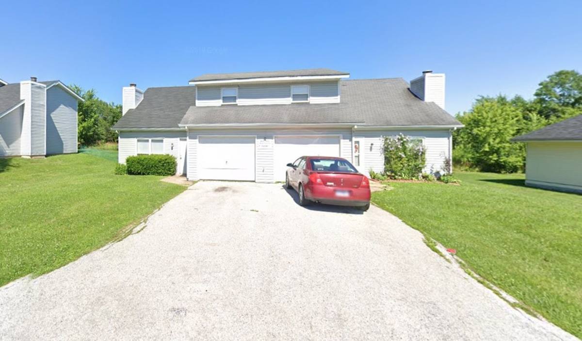 Apartment for rent at 7220 N Moberly Dr, Columbia, MO 65202