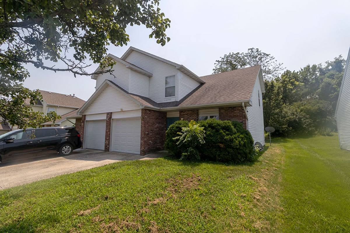 Apartment for rent at 212-214 Nikki Way, Columbia, MO 65203