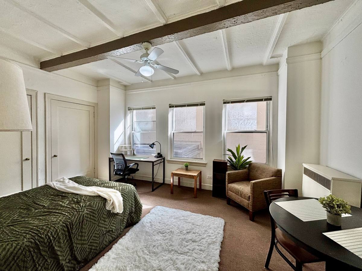 Canterbury Court, 1220 N State Parkway, Chicago, IL 60610 - Apartment for Rent - Image 1