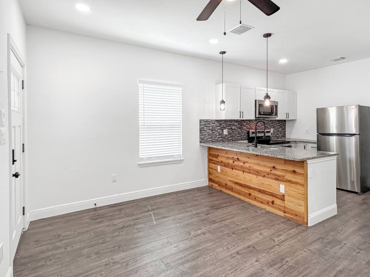 House for rent at 438 Gulf St, San Antonio, TX 78202