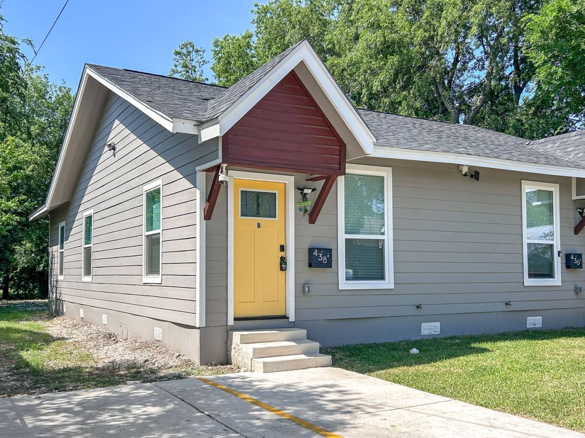 House for rent at 438 Gulf St, San Antonio, TX 78202