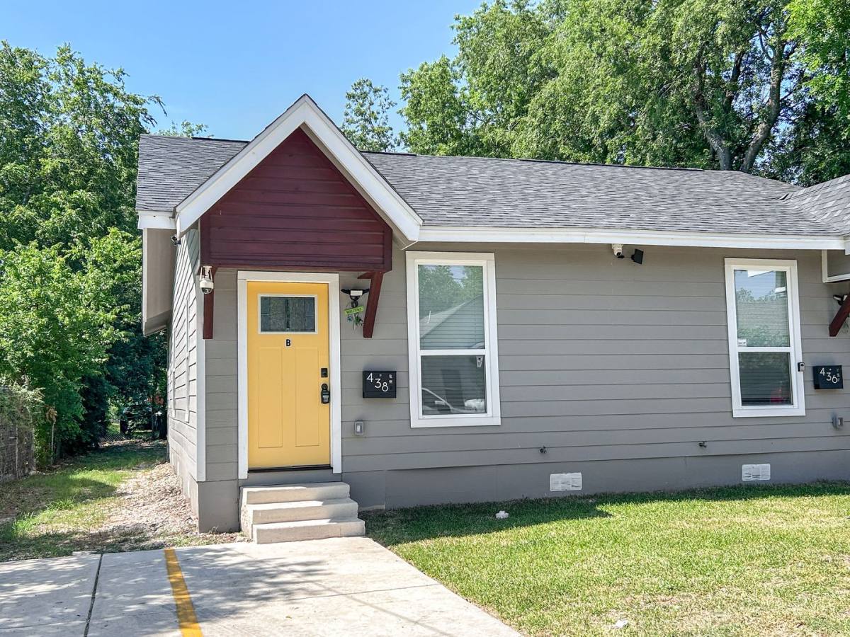 House for rent at 438 Gulf St, San Antonio, TX 78202