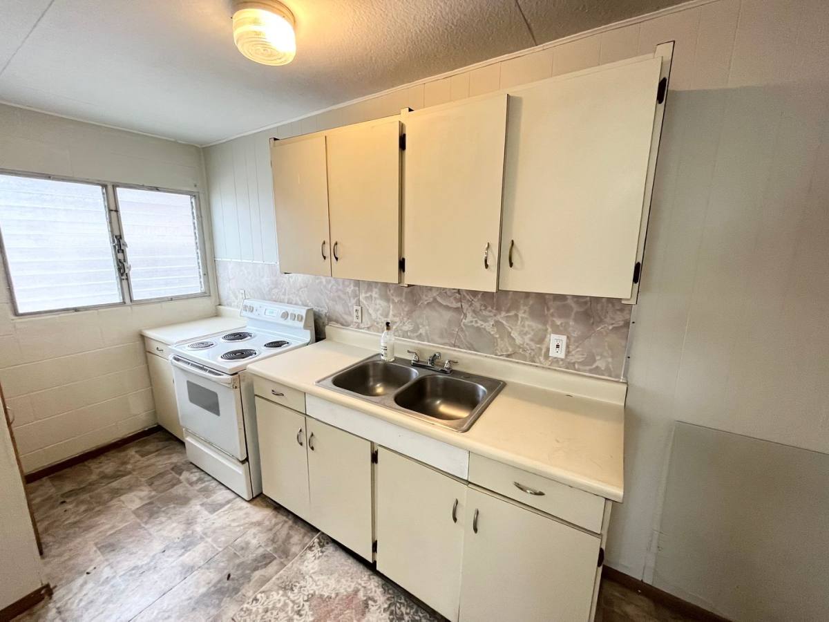 Apartment for rent at 2429 N School St, Honolulu, HI 96819