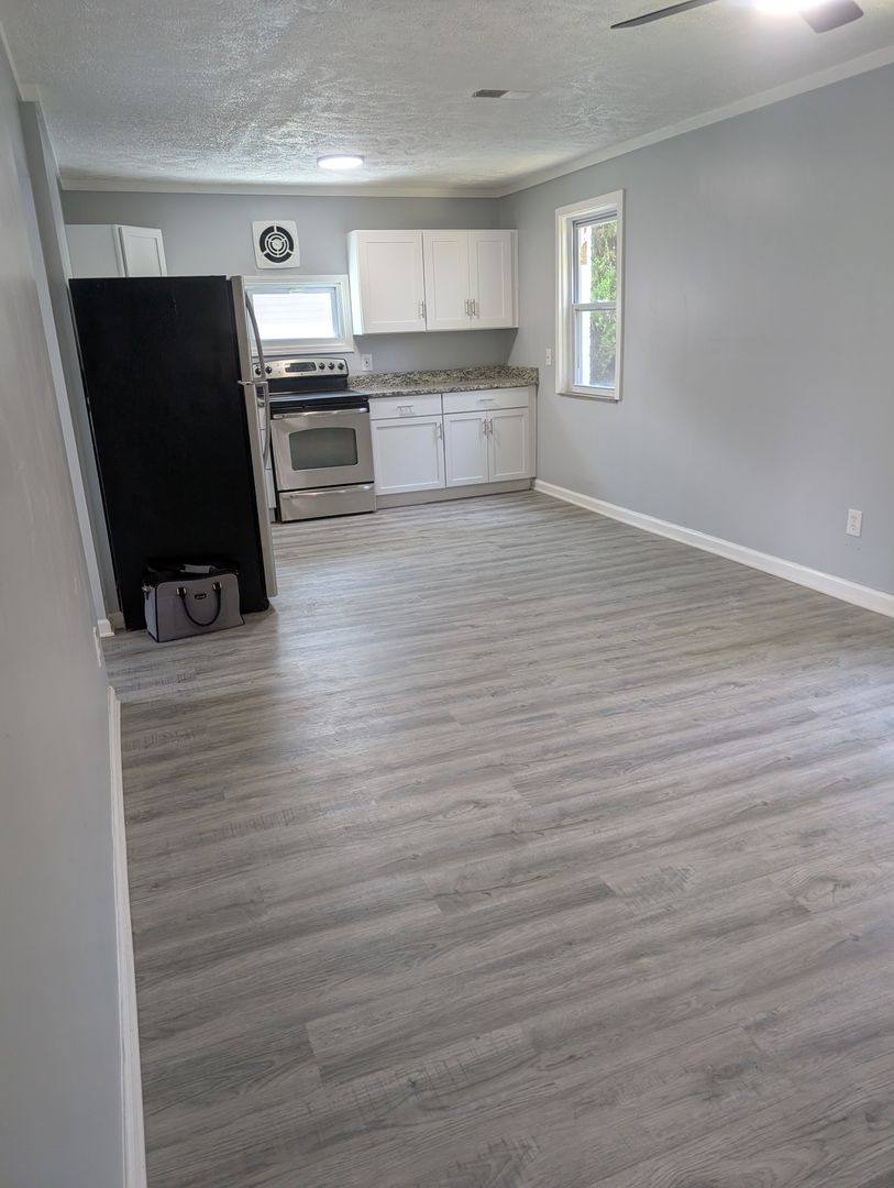 House for rent at 21000 Crystal Ave, Euclid, OH 44123