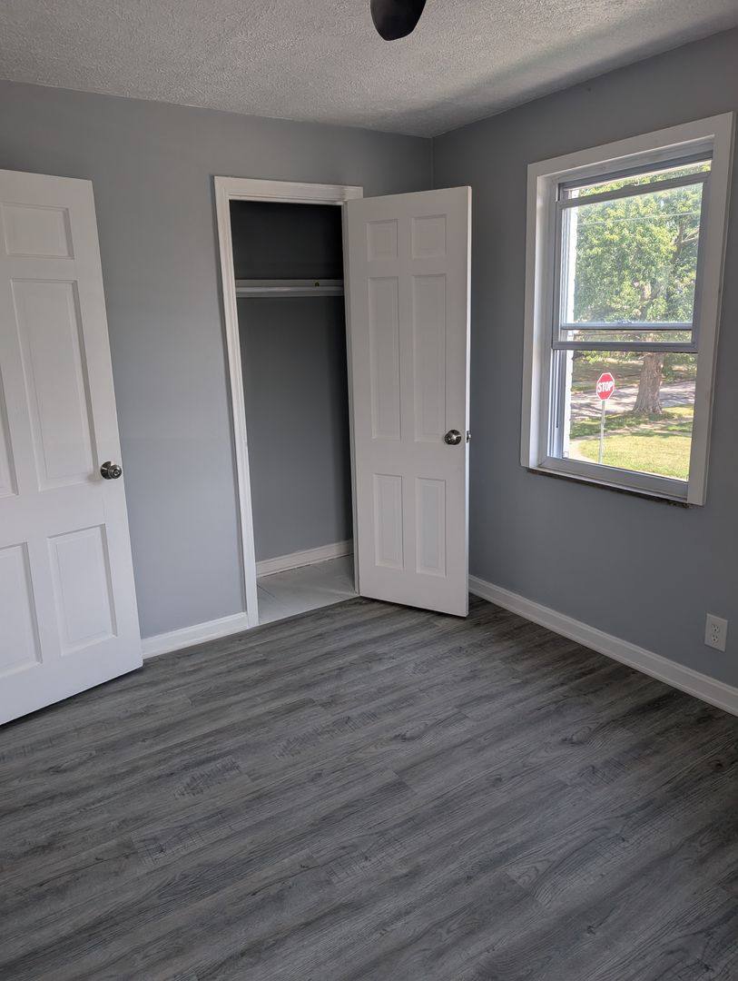 House for rent at 21000 Crystal Ave, Euclid, OH 44123