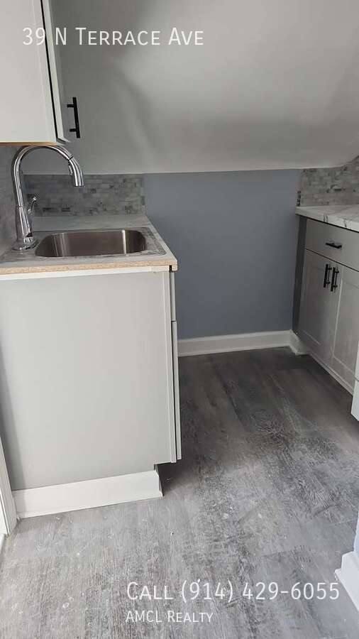 Apartment for rent at 39 N Terrace Ave, Mount Vernon, NY 10550