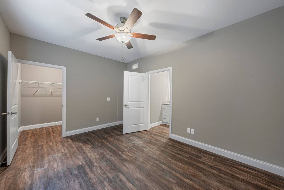 Apartment for rent at 965 W Madison St, Franklin, KY 42134