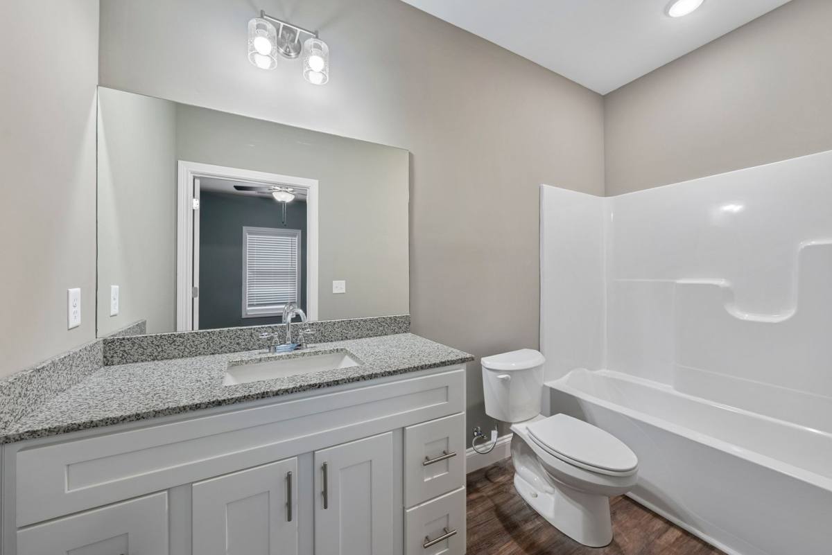 Apartment for rent at 965 W Madison St, Franklin, KY 42134
