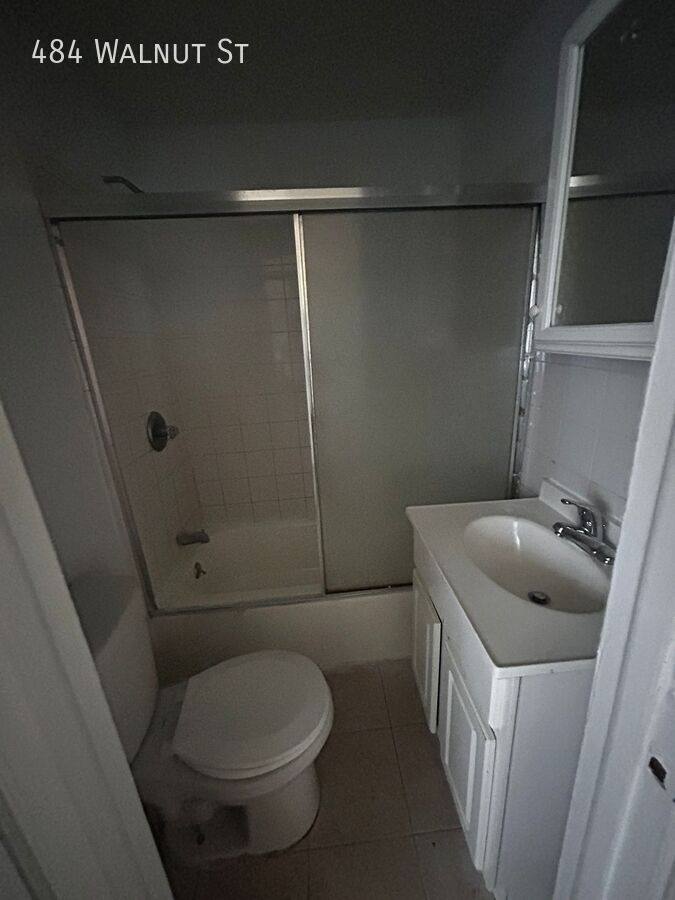 Apartment for rent at 484 Walnut St, Yonkers, NY 10701