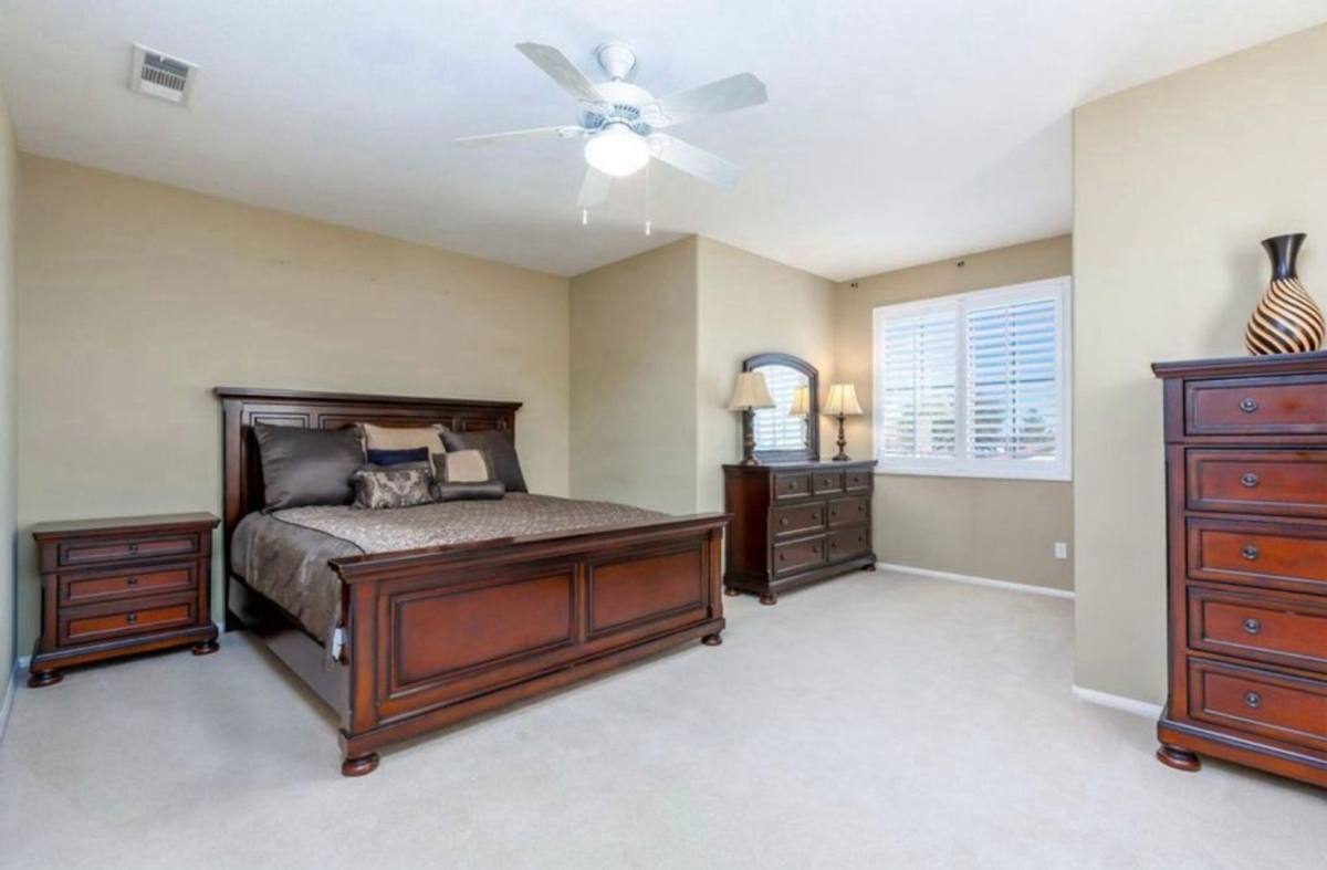 House for rent at 6882 Contes St, Palmdale, CA 93552