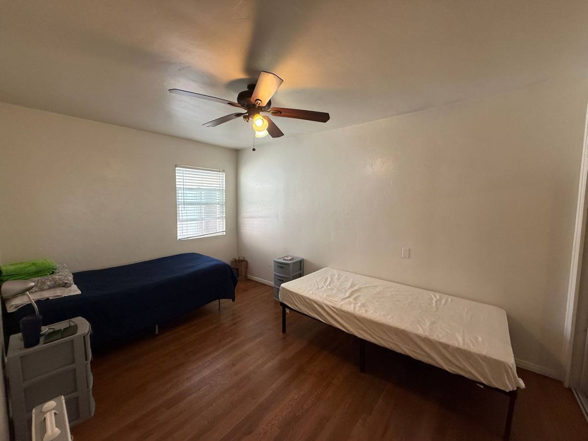 Townhouse for rent at 5223 E Falls View Dr, San Diego, CA 92115