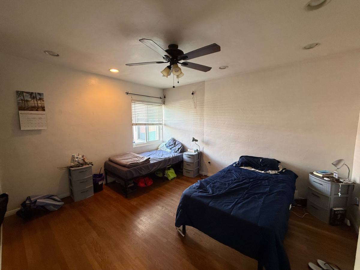 Townhouse for rent at 5223 E Falls View Dr, San Diego, CA 92115