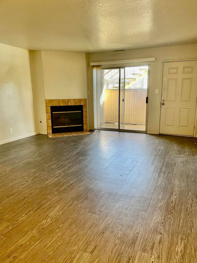 Apartment for rent at 3930 Hollister Ave, Carmichael, CA 95608