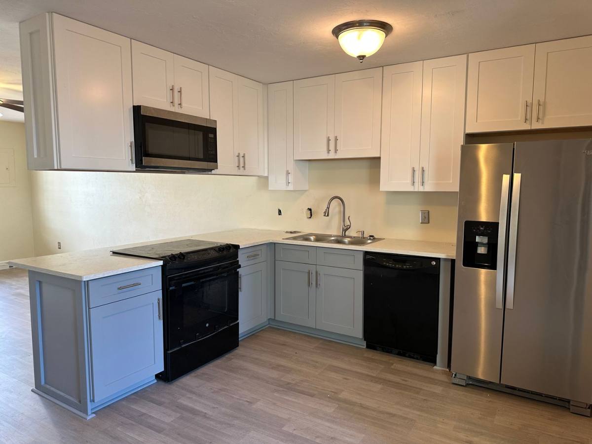 Apartment for rent at 301 S Lipona Rd, Tallahassee, FL 32304