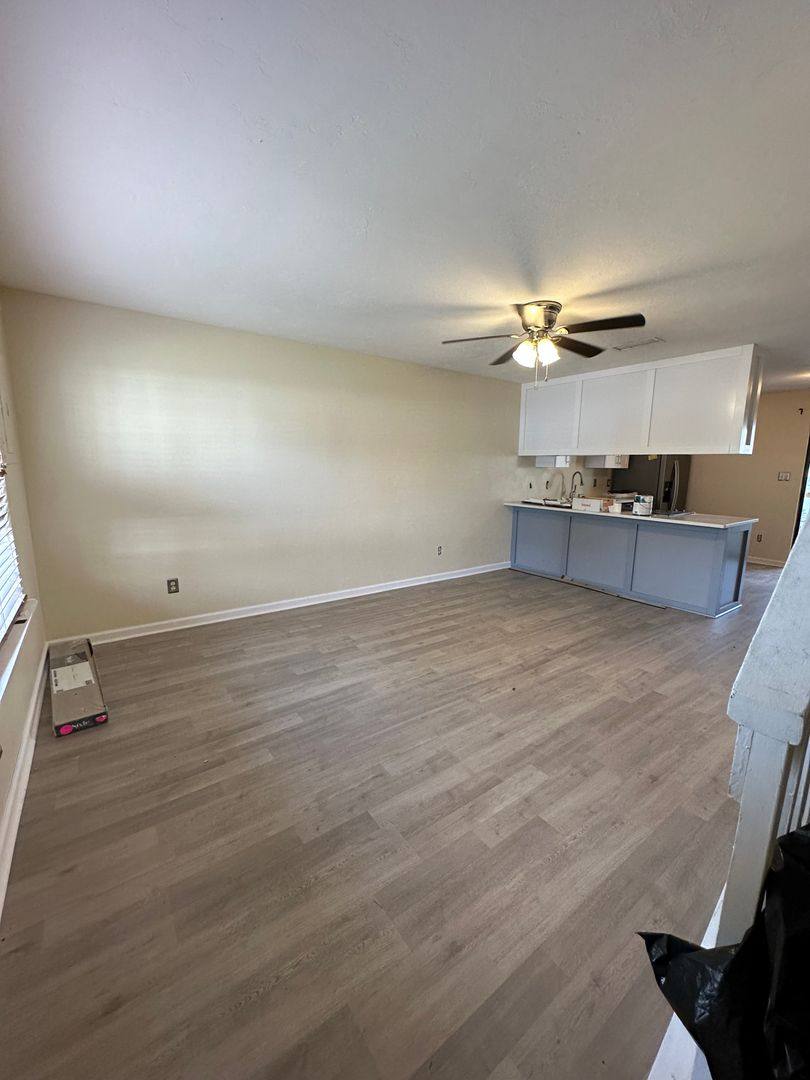 Apartment for rent at 301 S Lipona Rd, Tallahassee, FL 32304