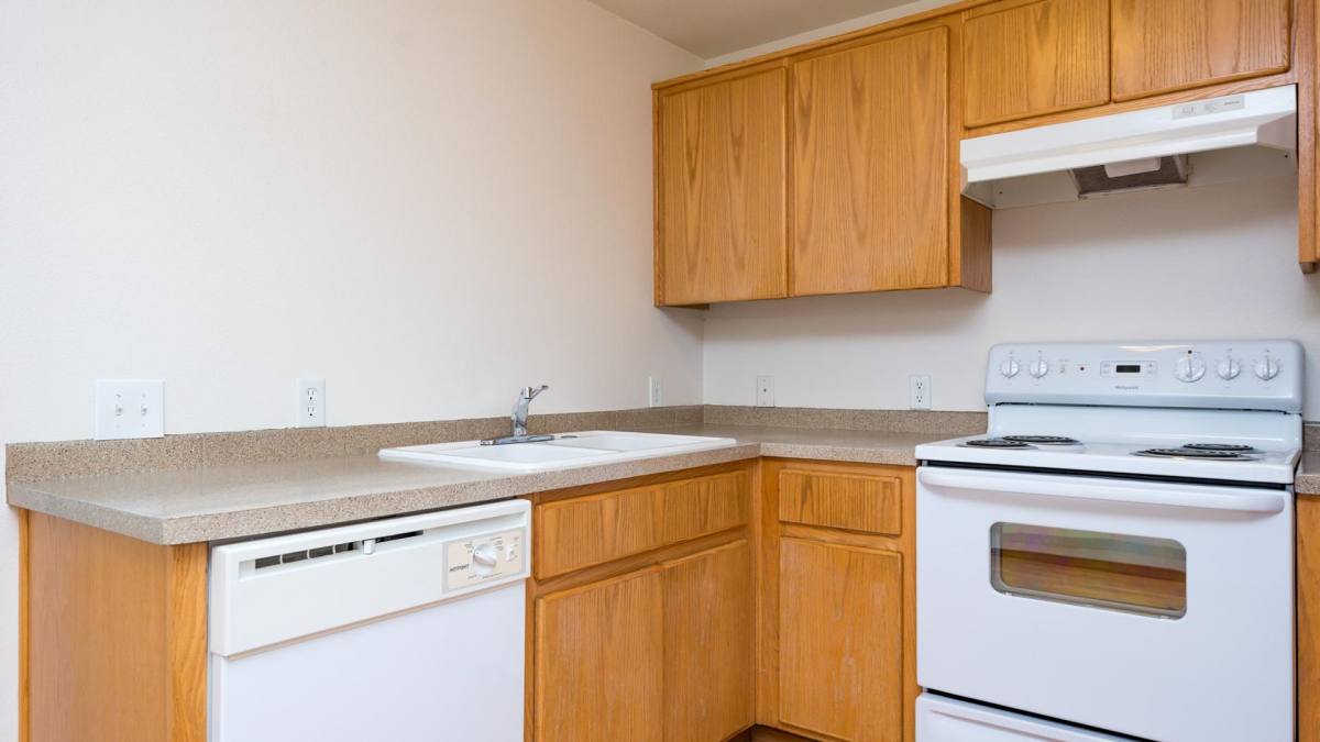 Apartment for rent at 1100 N Davis St, Cornelius, OR 97113