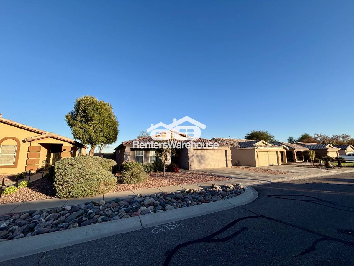 House for rent at 2607 S 71st Dr, Phoenix, AZ 85043