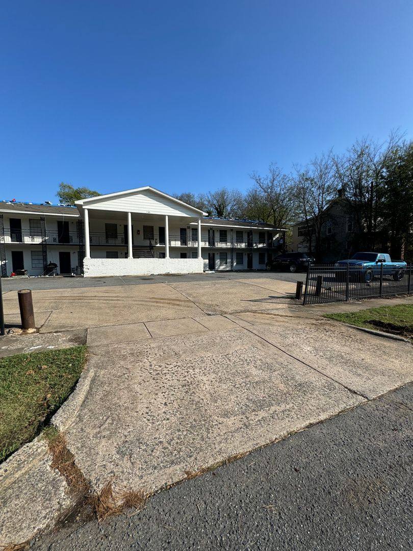 Apartment for rent at 2201 Scott St, Little Rock, AR 72206