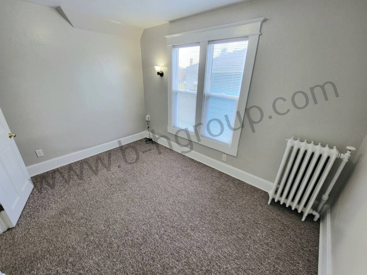 Apartment for rent at 821 48th St, Kenosha, WI 53140