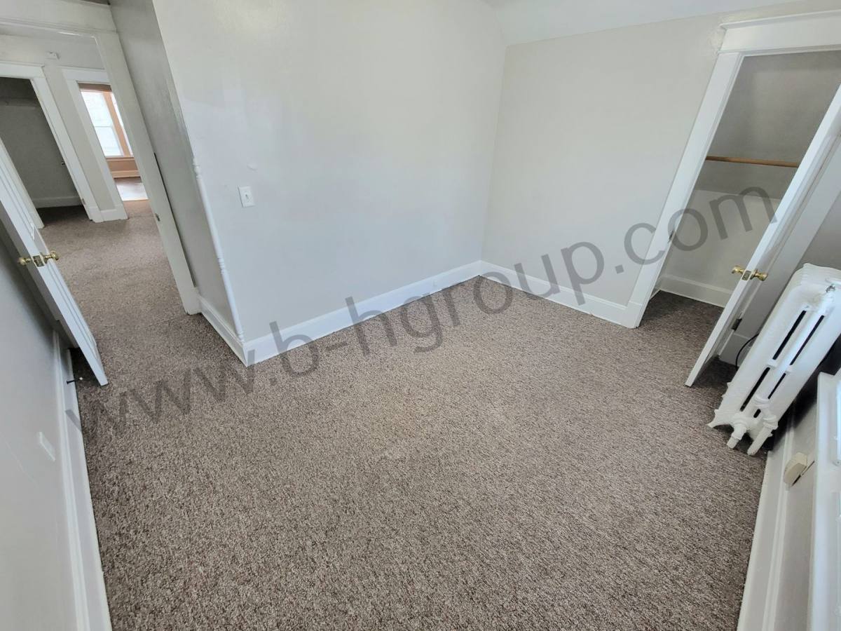 Apartment for rent at 821 48th St, Kenosha, WI 53140