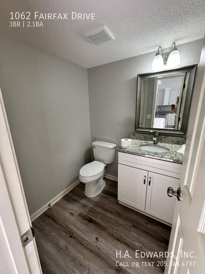 House for rent at 1062 Fairfax Dr, Tuscaloosa, AL 35406