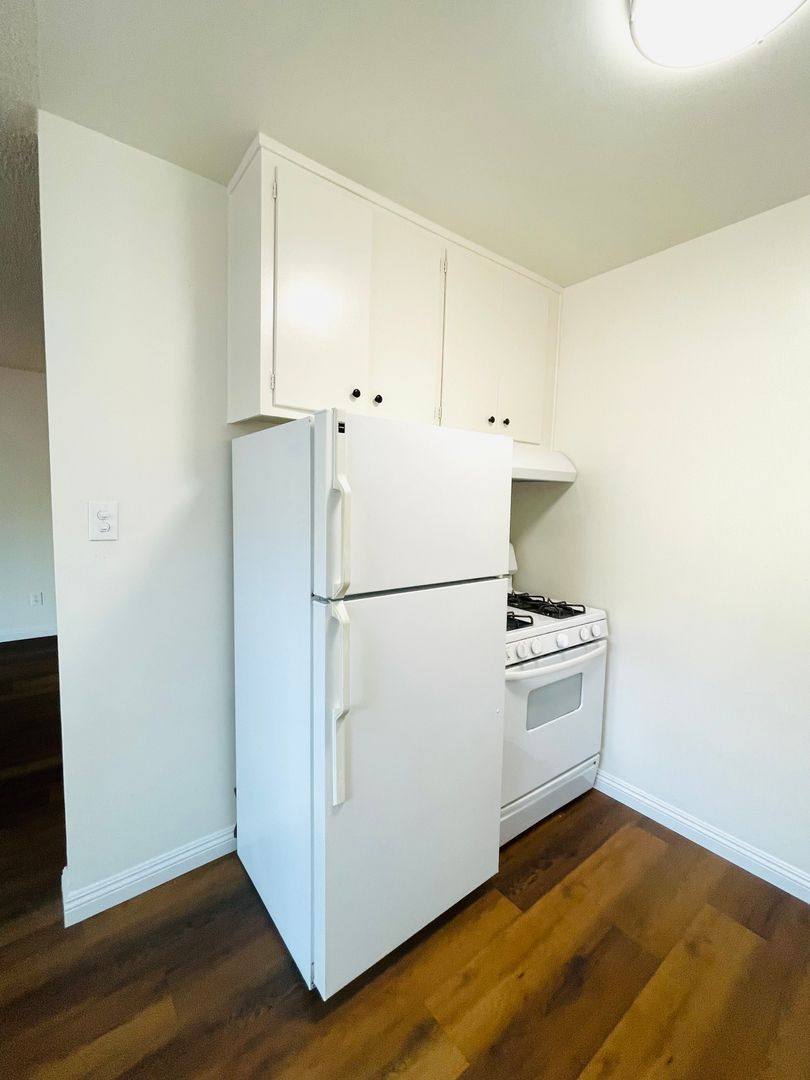 Apartment for rent at 1315 Devonshire Dr, Oxnard, CA 93030
