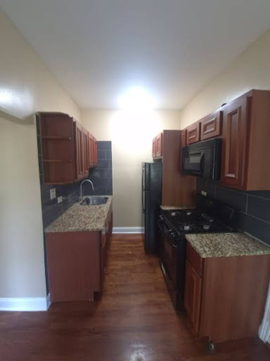 Apartment for rent at 200 N Kenneth Ave, Chicago, IL 60624