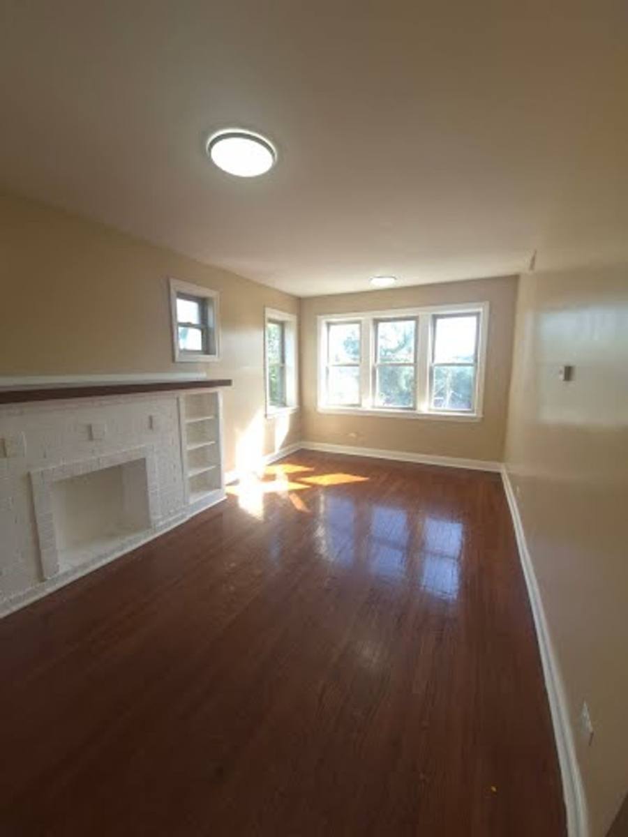 Apartment for rent at 200 N Kenneth Ave, Chicago, IL 60624