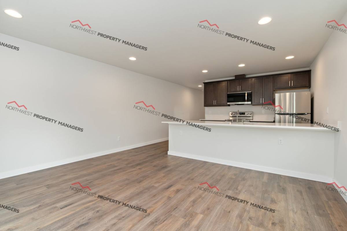 Townhouse for rent at 208 E Stella - 805-813 A B 3rd Ave NE, Napavine, WA 98565