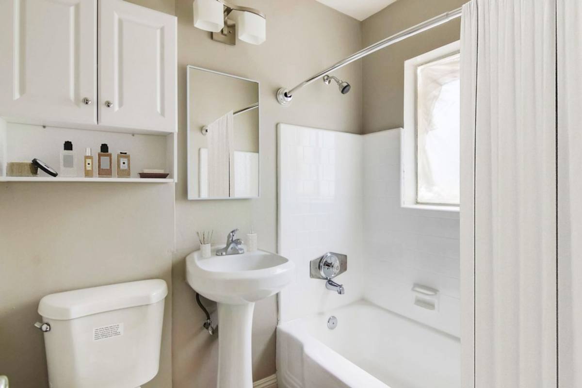 Apartment for rent at 152-164 Garrett Ave, Chula Vista, CA 91910