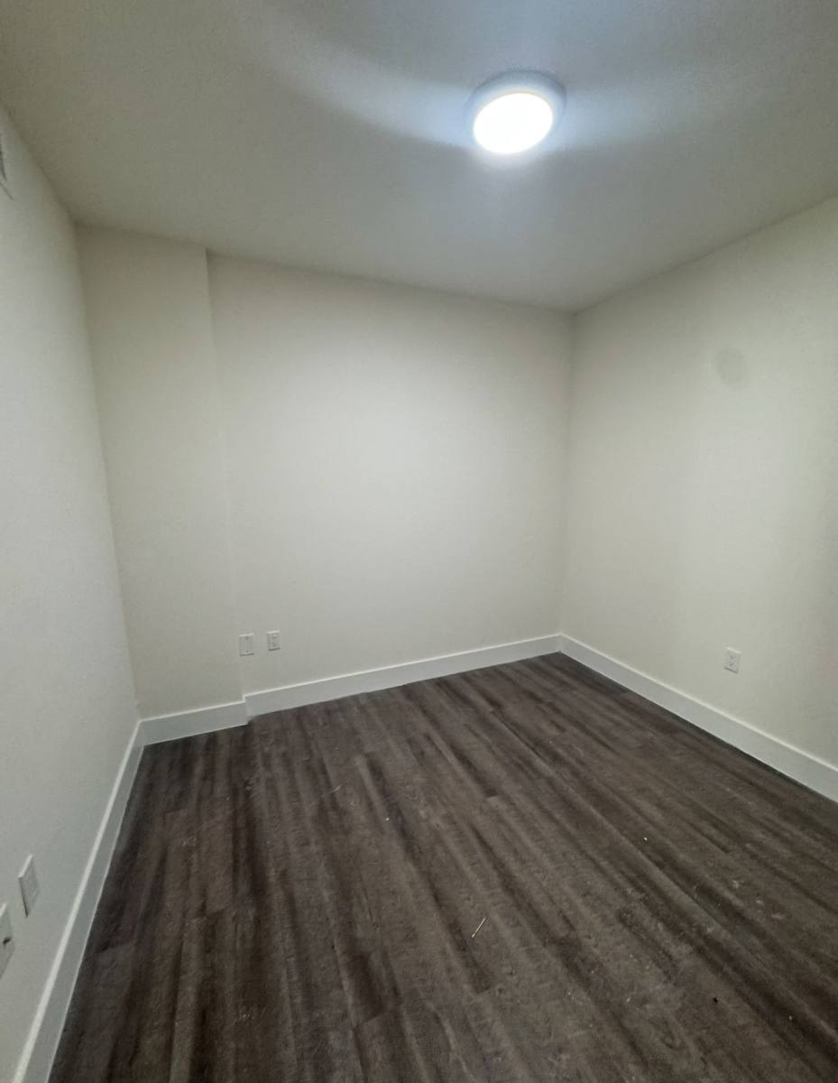 Apartment for rent at 2601 NW 16th St Rd #405, Miami, FL 33125