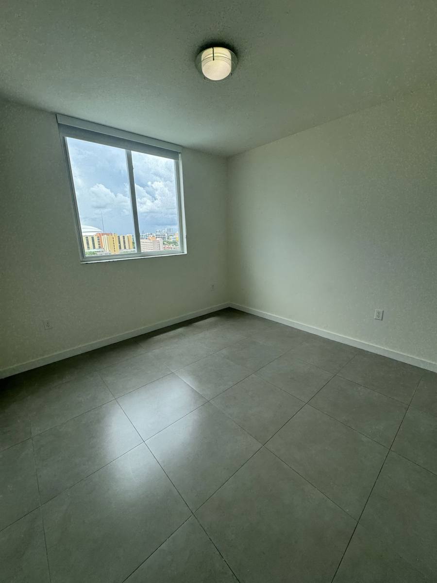 Apartment for rent at 729 NW 2nd St #713, Miami, FL 33128