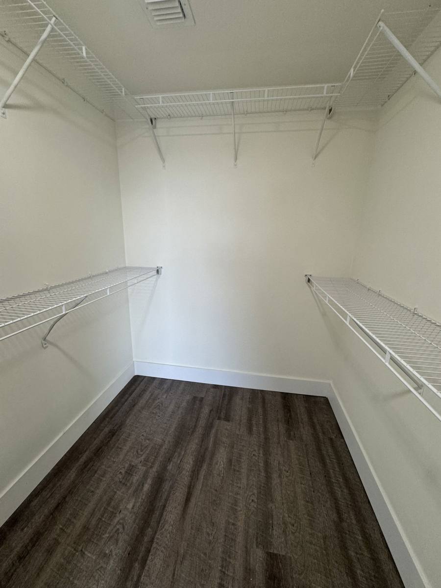 Apartment for rent at 1760 NW 7th St #605, Miami, FL 33125