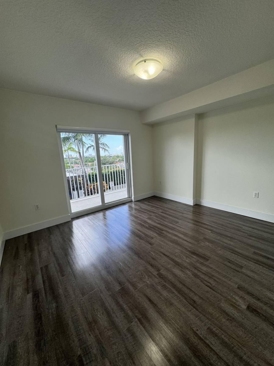 Apartment for rent at 1760 NW 7th St #605, Miami, FL 33125