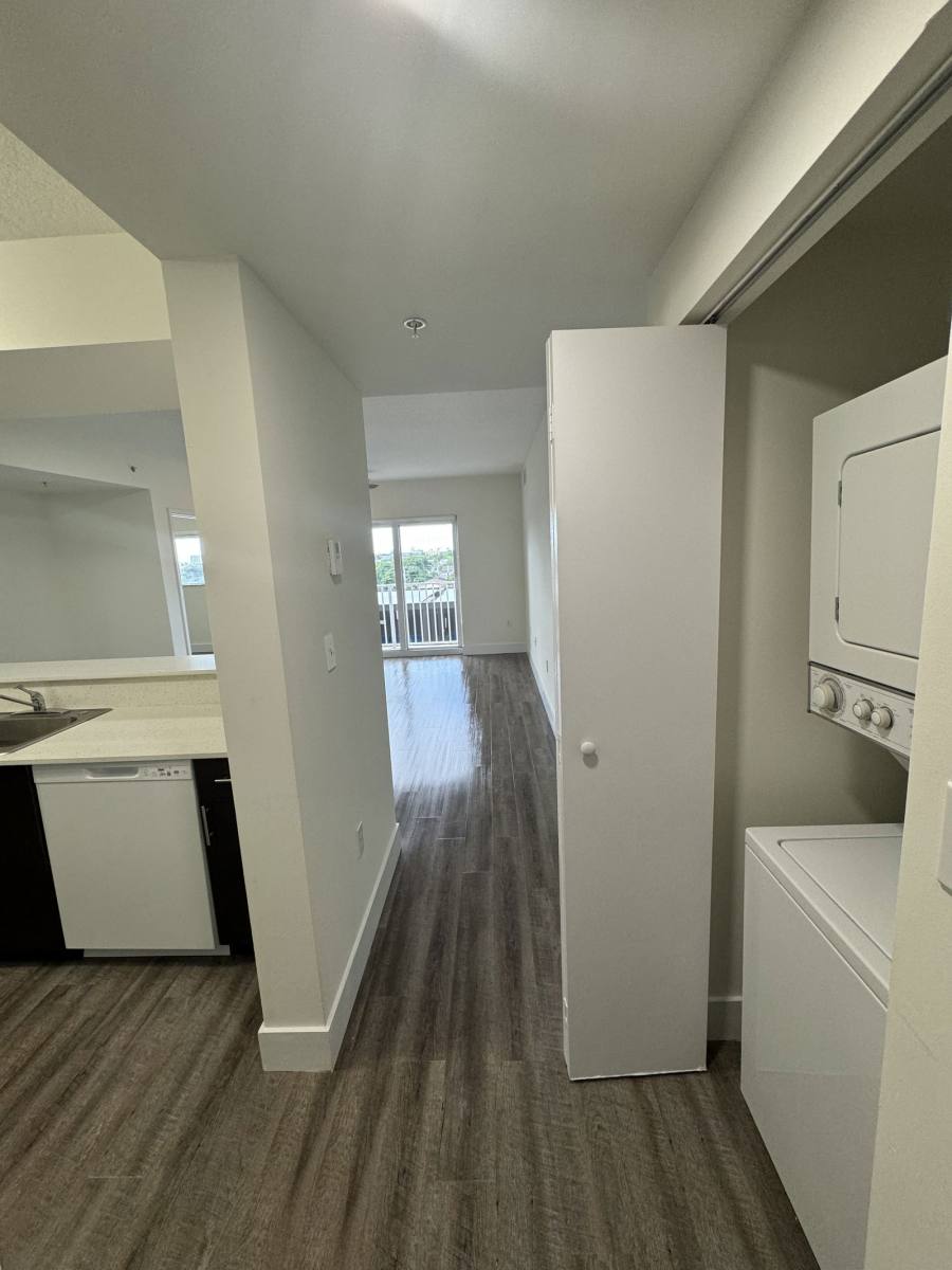 Apartment for rent at 1760 NW 7th St #605, Miami, FL 33125