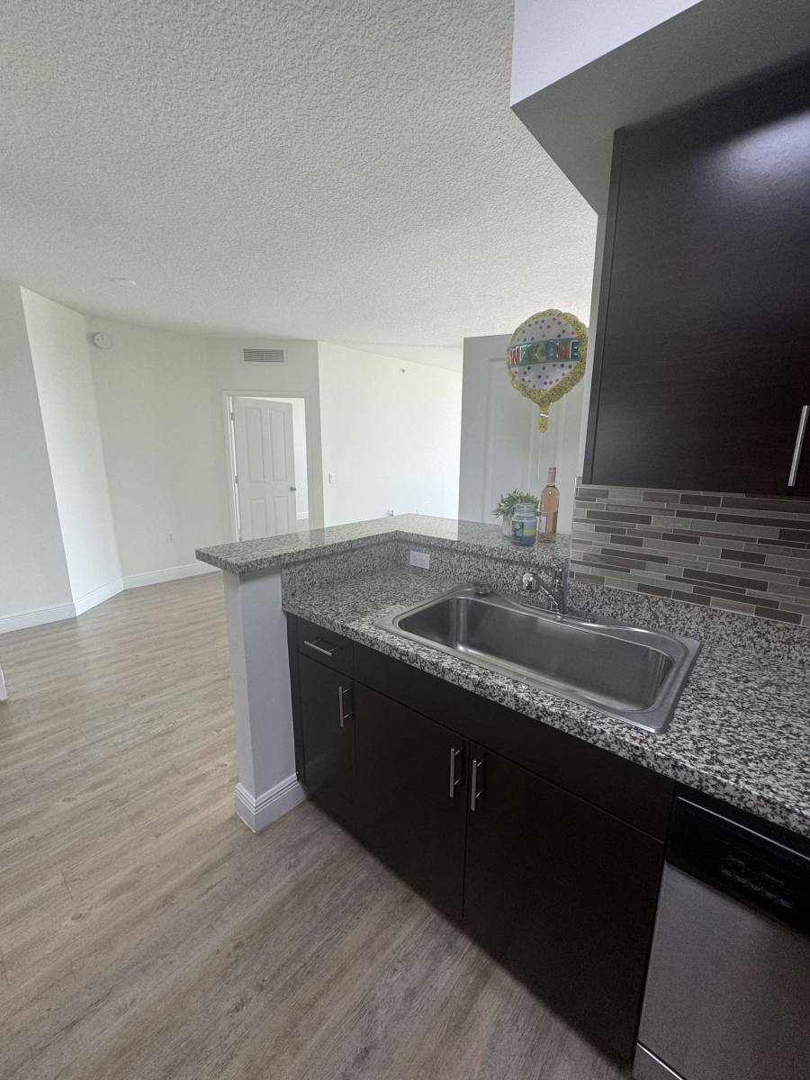 Apartment for rent at 987 SW 37th Ave #1201, Miami, FL 33135