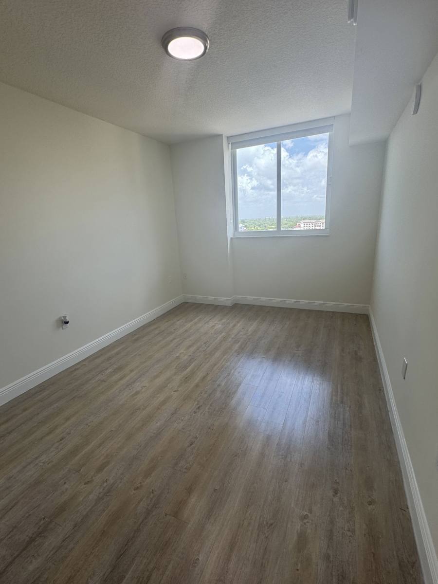Apartment for rent at 987 SW 37th Ave #1201, Miami, FL 33135