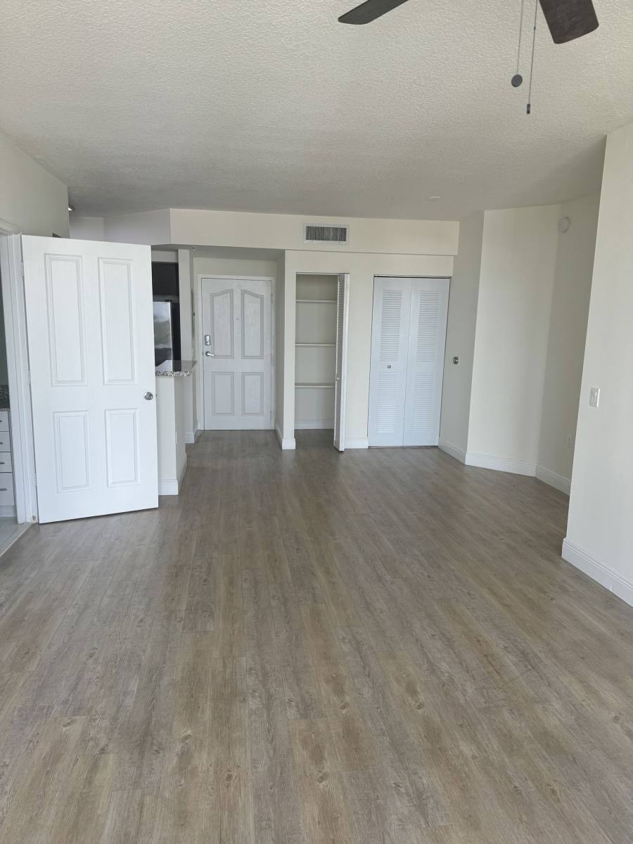 Apartment for rent at 987 SW 37th Ave #1201, Miami, FL 33135