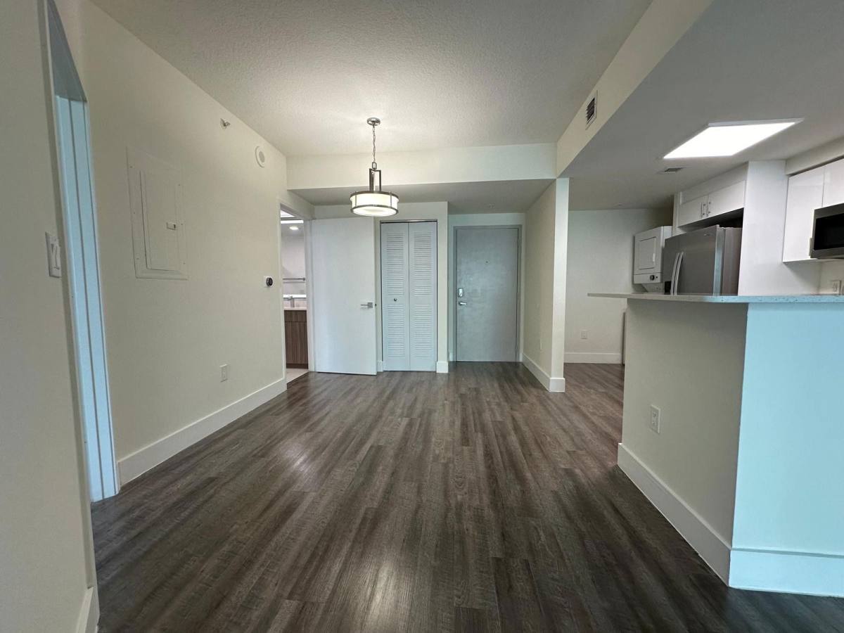 Apartment for rent at 110 SW 12th St #604, Miami, FL 33130