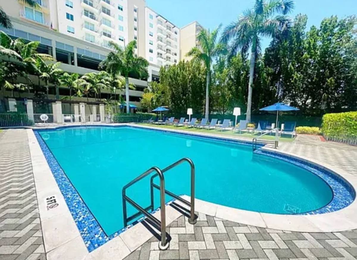 Apartment for rent at 987 SW 37th Ave #509, Miami, FL 33135
