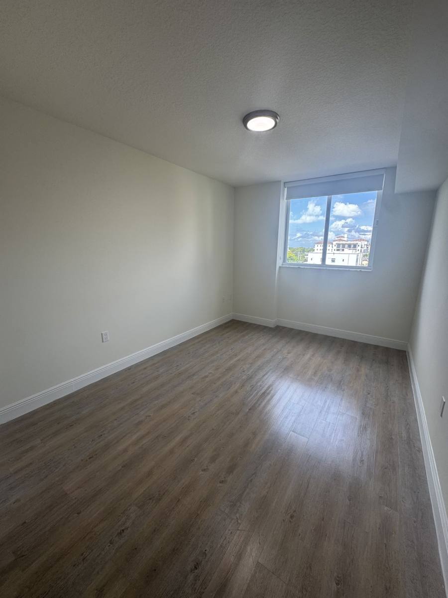Apartment for rent at 987 SW 37th Ave #509, Miami, FL 33135