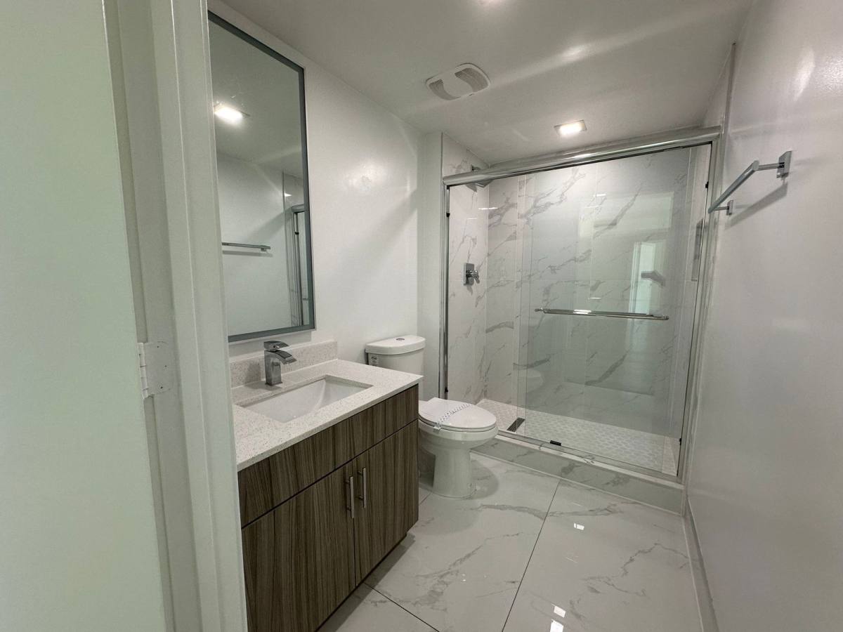 Apartment for rent at 110 SW 12th St #1006, Miami, FL 33130