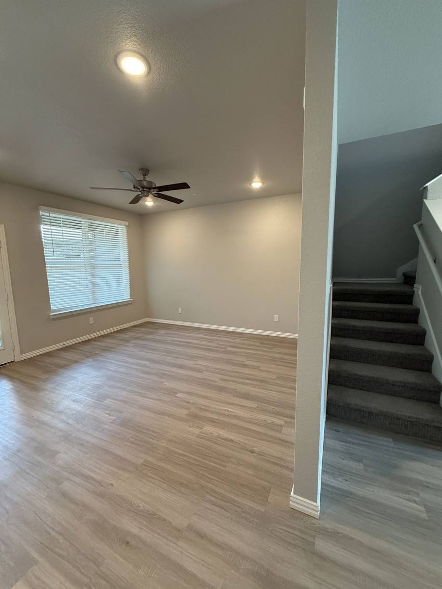 Townhouse for rent at 427 Willow Crossing E, Aledo, TX 76008