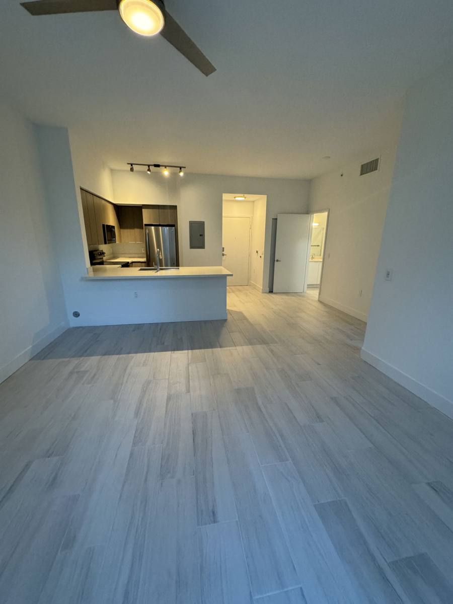 Apartment for rent at 601 E Dania Beach Blvd #506, Dania, FL 33004