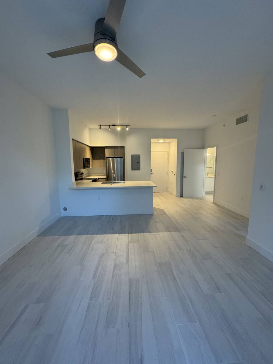 Apartment for rent at 601 E Dania Beach Blvd #506, Dania, FL 33004