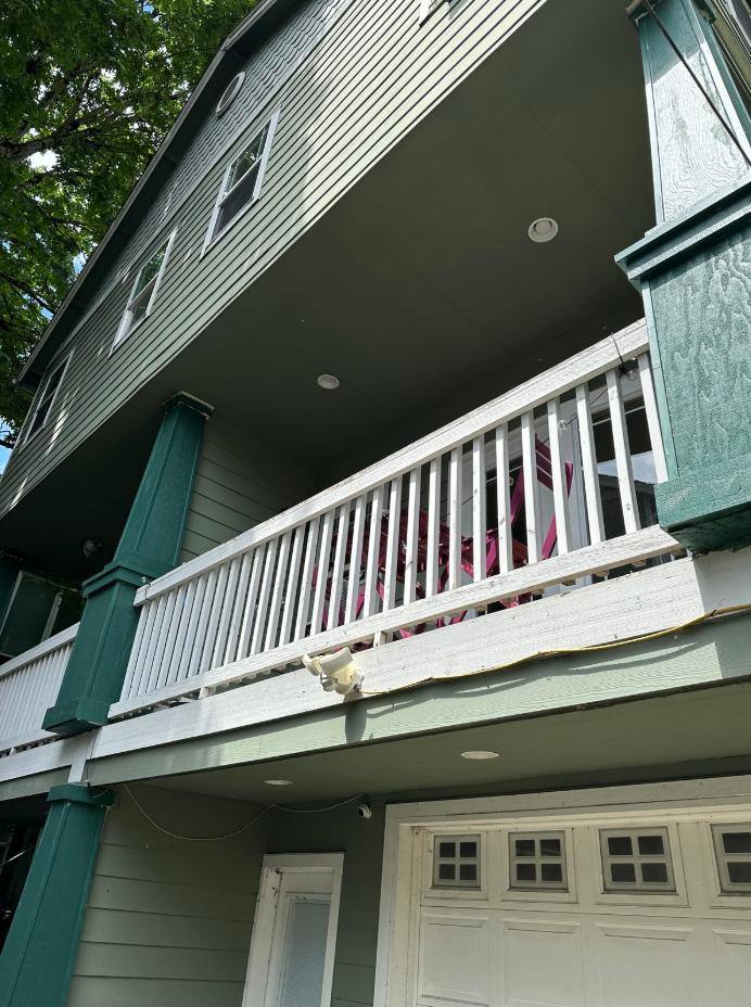 Townhouse for rent at 337 N Ivy St, Portland, OR 97227